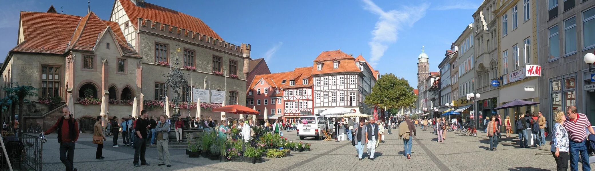 Göttingen Marktplatz 2006 | © Göttingen Marktplatz 2006 / Wikimedia Commons / CC BY-SA 3.0