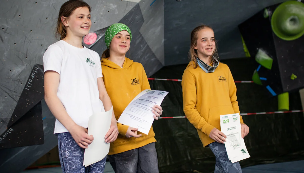 Landesmeisterschaft_Bouldern_Berlin_Sachsen_2022_Finale_Jugend_BC | © Kilian Dorner