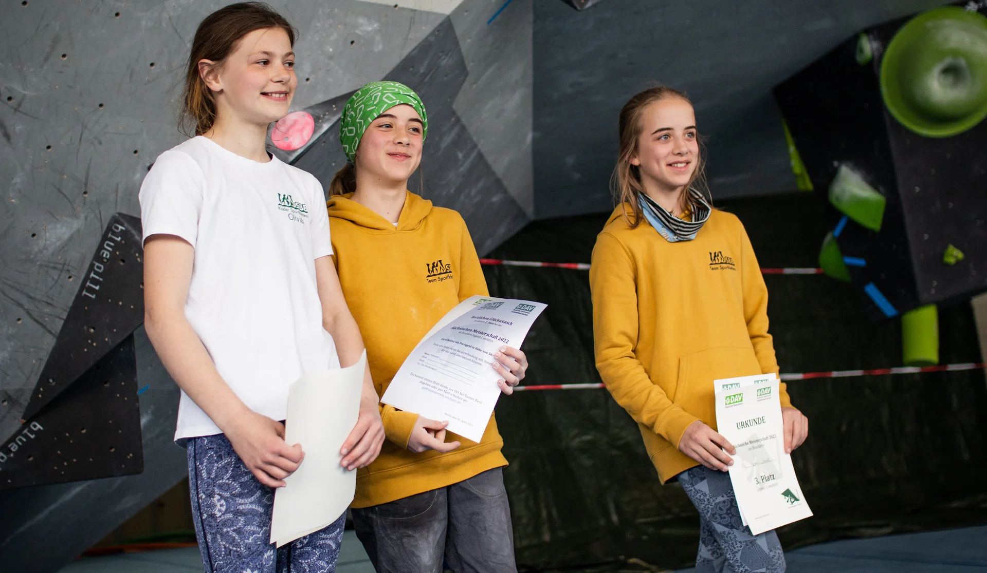 Landesmeisterschaft_Bouldern_Berlin_Sachsen_2022_Finale_Jugend_BC | © Kilian Dorner