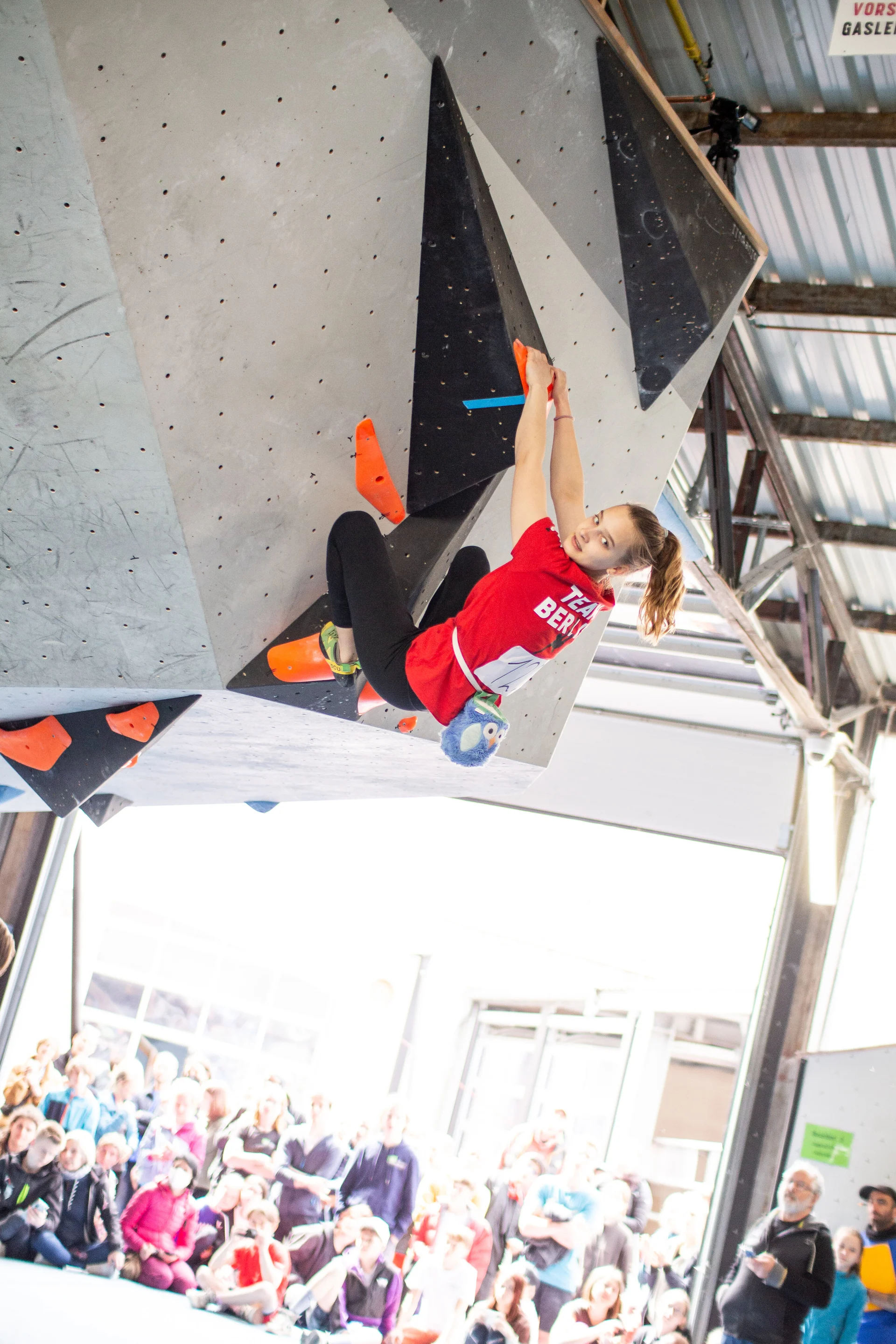 Landesmeisterschaft_Bouldern_Berlin_Sachsen_2022_Finale_Jugend_BC | © Kilian Dorner