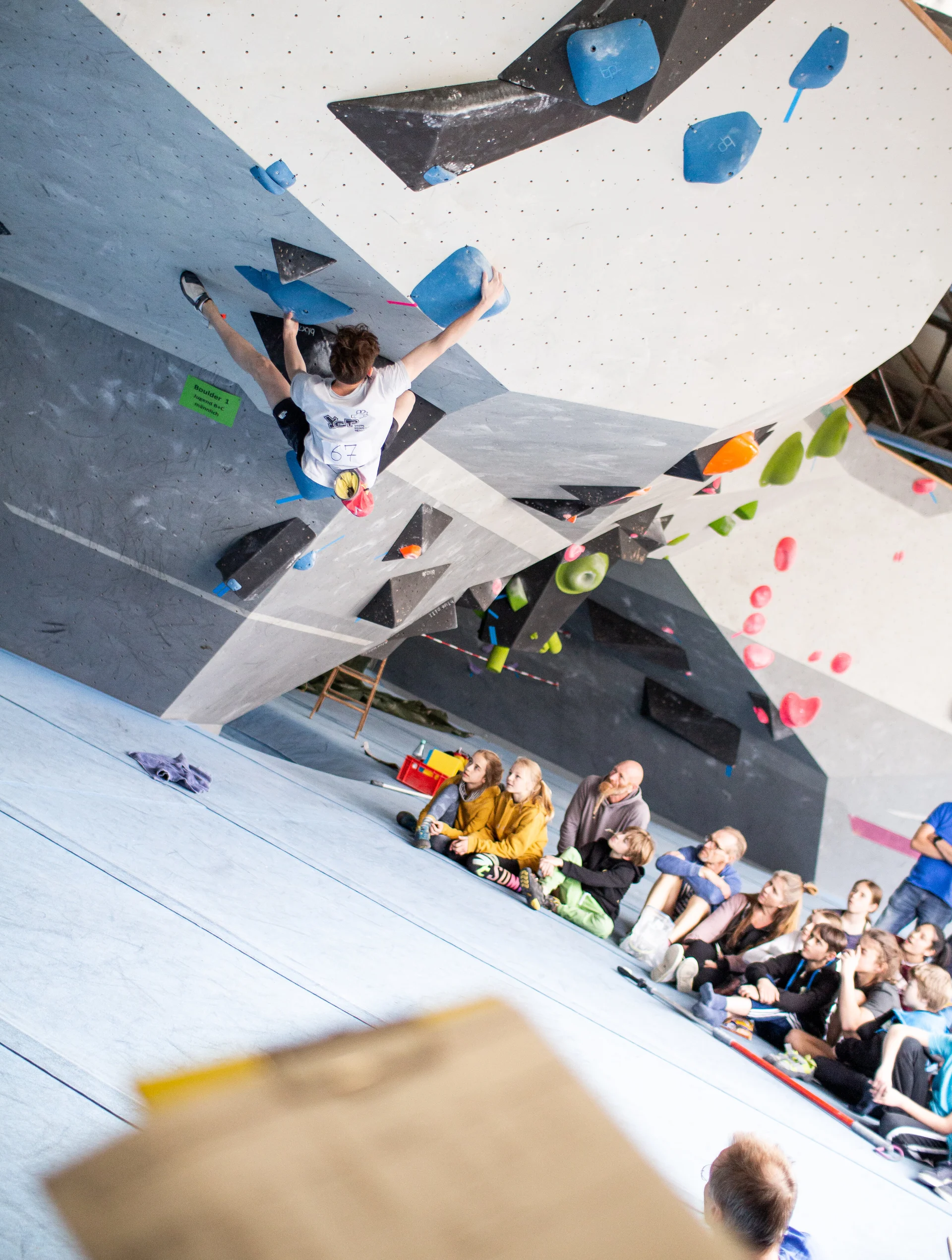 Landesmeisterschaft_Bouldern_Berlin_Sachsen_2022_Finale_Jugend_BC | © Kilian Dorner