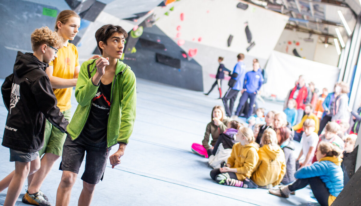 Landesmeisterschaft_Bouldern_Berlin_Sachsen_2022_Finale_Jugend_BC | © Kilian Dorner Landesmeisterschaft_Bouldern_Berlin_Sachsen_2022_Finale_Jugend_BC | © Kilian Dorner