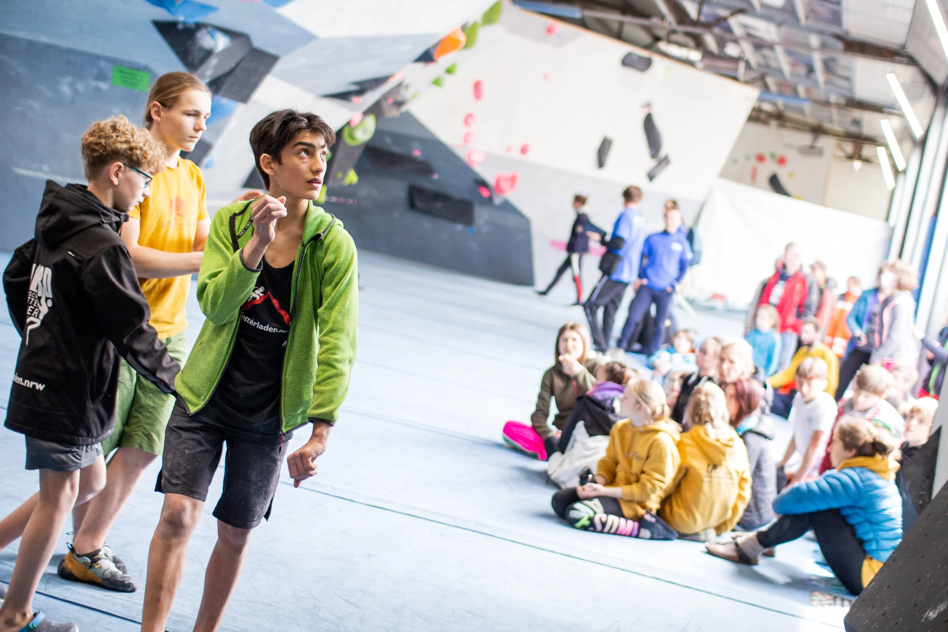 Landesmeisterschaft_Bouldern_Berlin_Sachsen_2022_Finale_Jugend_BC | © Kilian Dorner