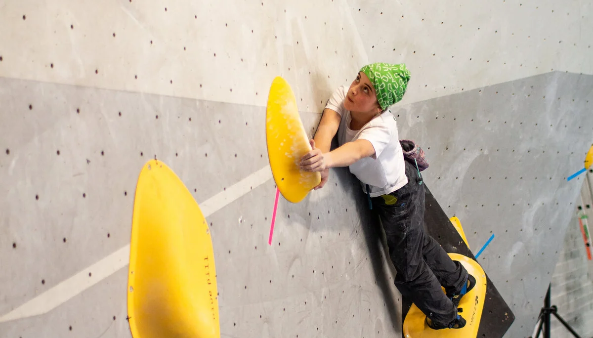 Landesmeisterschaft_Bouldern_Berlin_Sachsen_2022_Finale_Jugend_BC | © Kilian Dorner