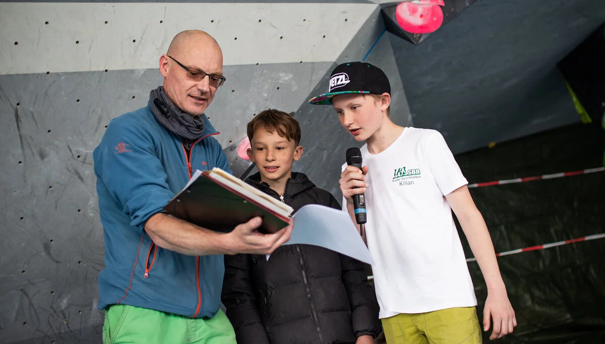 Landesmeisterschaft_Bouldern_Berlin_Sachsen_2022_Finale_Jugend_BC | © Kilian Dorner
