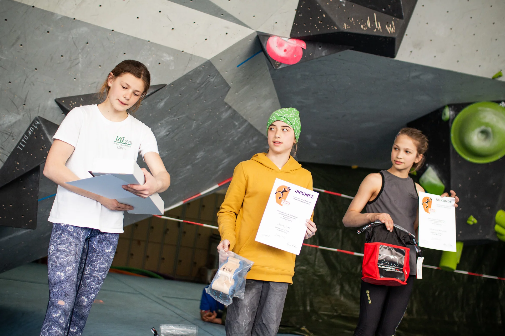 Landesmeisterschaft_Bouldern_Berlin_Sachsen_2022_Finale_Jugend_BC | © Kilian Dorner