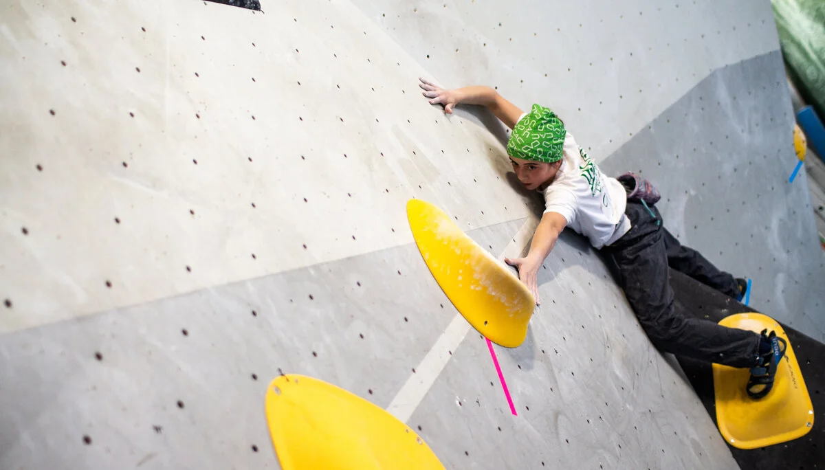 Landesmeisterschaft_Bouldern_Berlin_Sachsen_2022_Finale_Jugend_BC | © Kilian Dorner