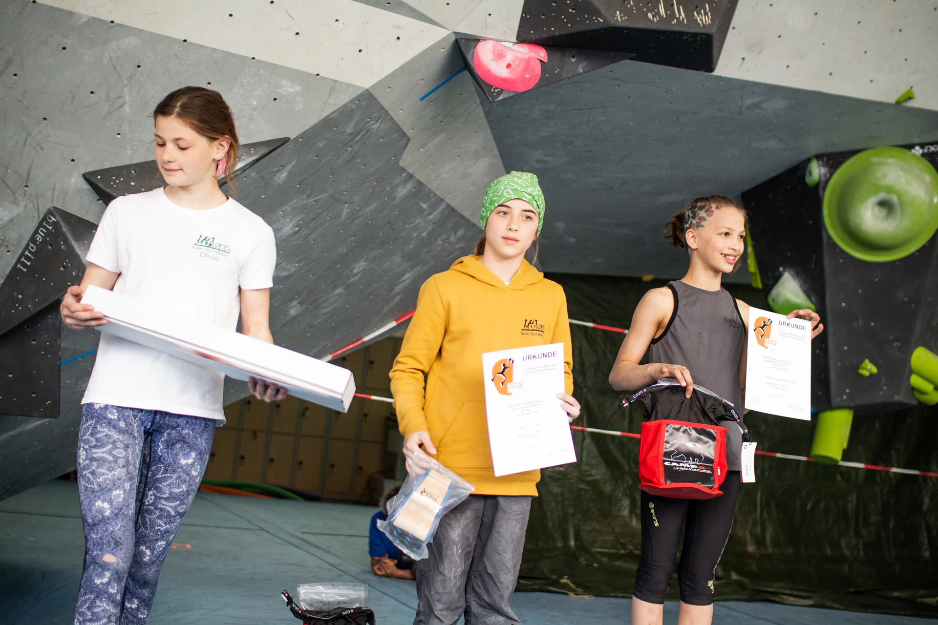 Landesmeisterschaft_Bouldern_Berlin_Sachsen_2022_Finale_Jugend_BC | © Kilian Dorner