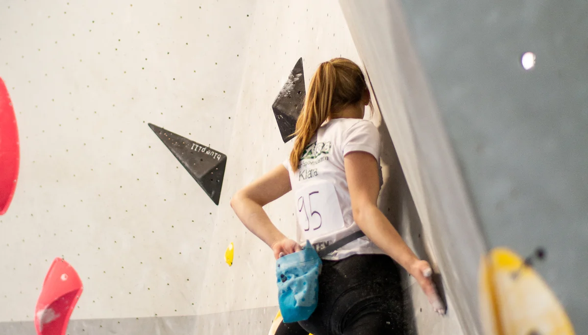 Landesmeisterschaft_Bouldern_Berlin_Sachsen_2022_Finale_Jugend_BC | © Kilian Dorner