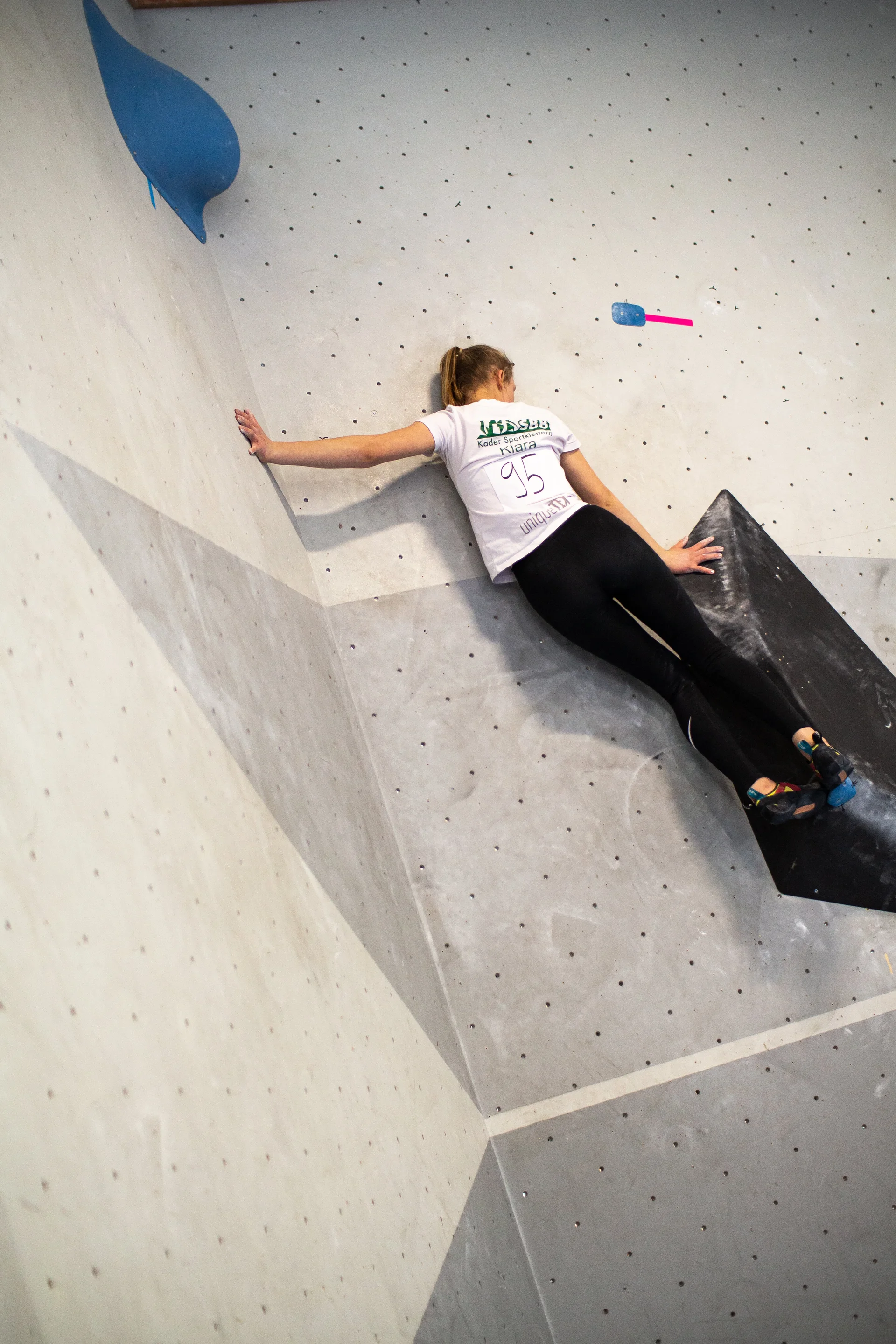 Landesmeisterschaft_Bouldern_Berlin_Sachsen_2022_Finale_Jugend_BC | © Kilian Dorner