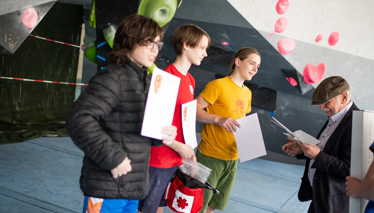 Landesmeisterschaft_Bouldern_Berlin_Sachsen_2022_Finale_Jugend_BC | © Kilian Dorner