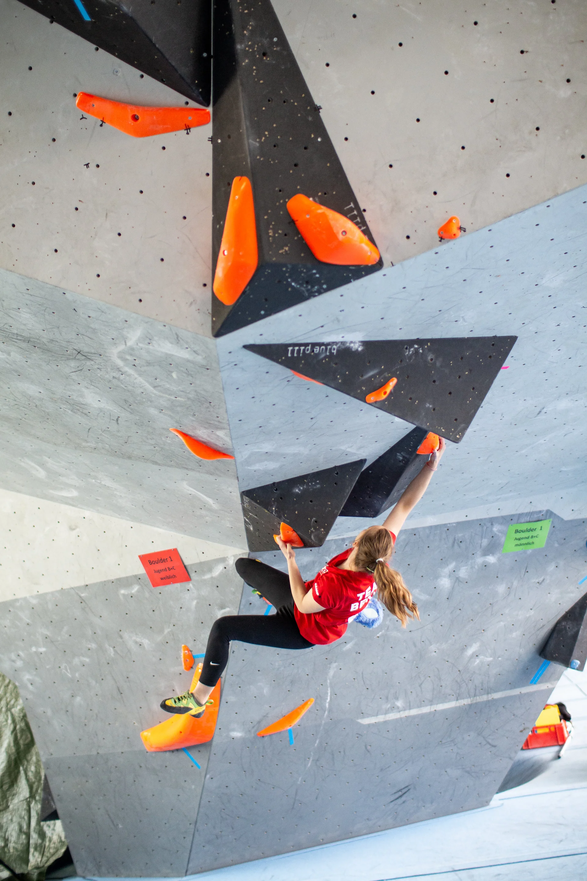 Landesmeisterschaft_Bouldern_Berlin_Sachsen_2022_Finale_Jugend_BC | © Kilian Dorner