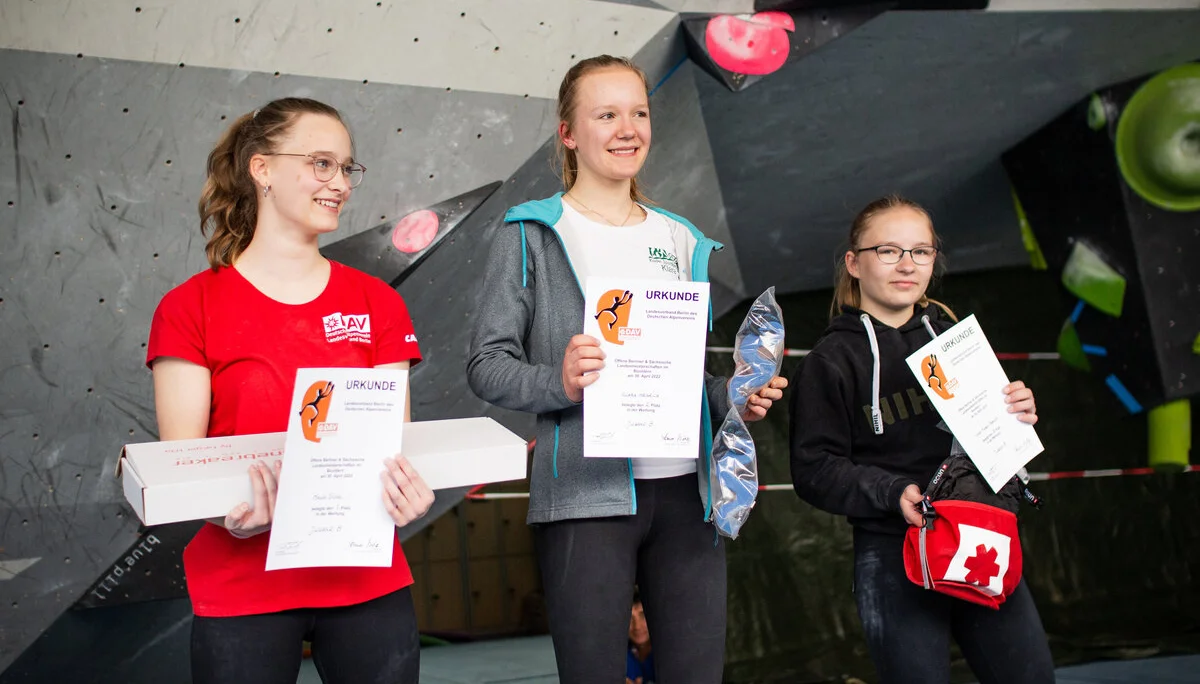 Landesmeisterschaft_Bouldern_Berlin_Sachsen_2022_Finale_Jugend_BC | © Kilian Dorner