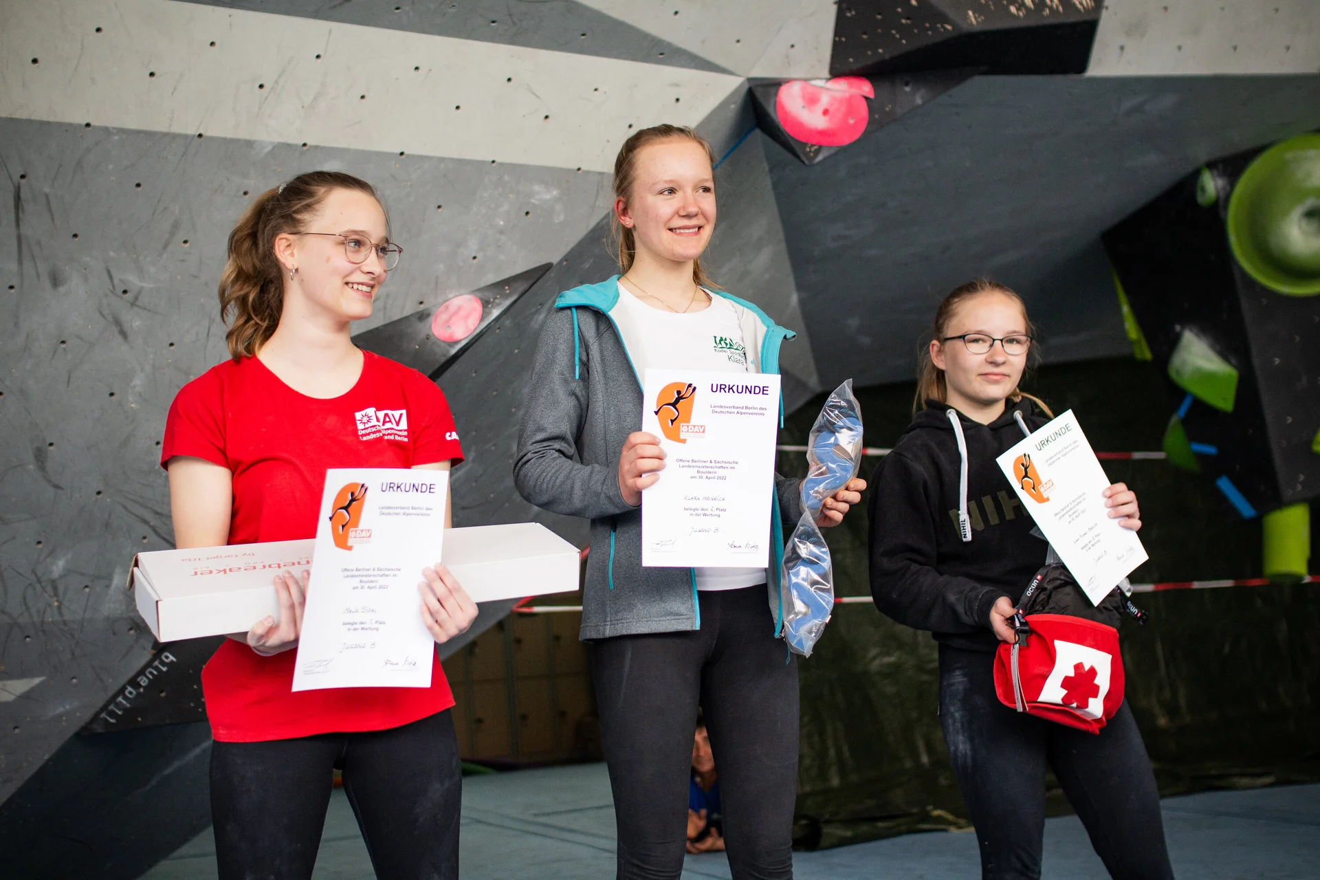 Landesmeisterschaft_Bouldern_Berlin_Sachsen_2022_Finale_Jugend_BC | © Kilian Dorner