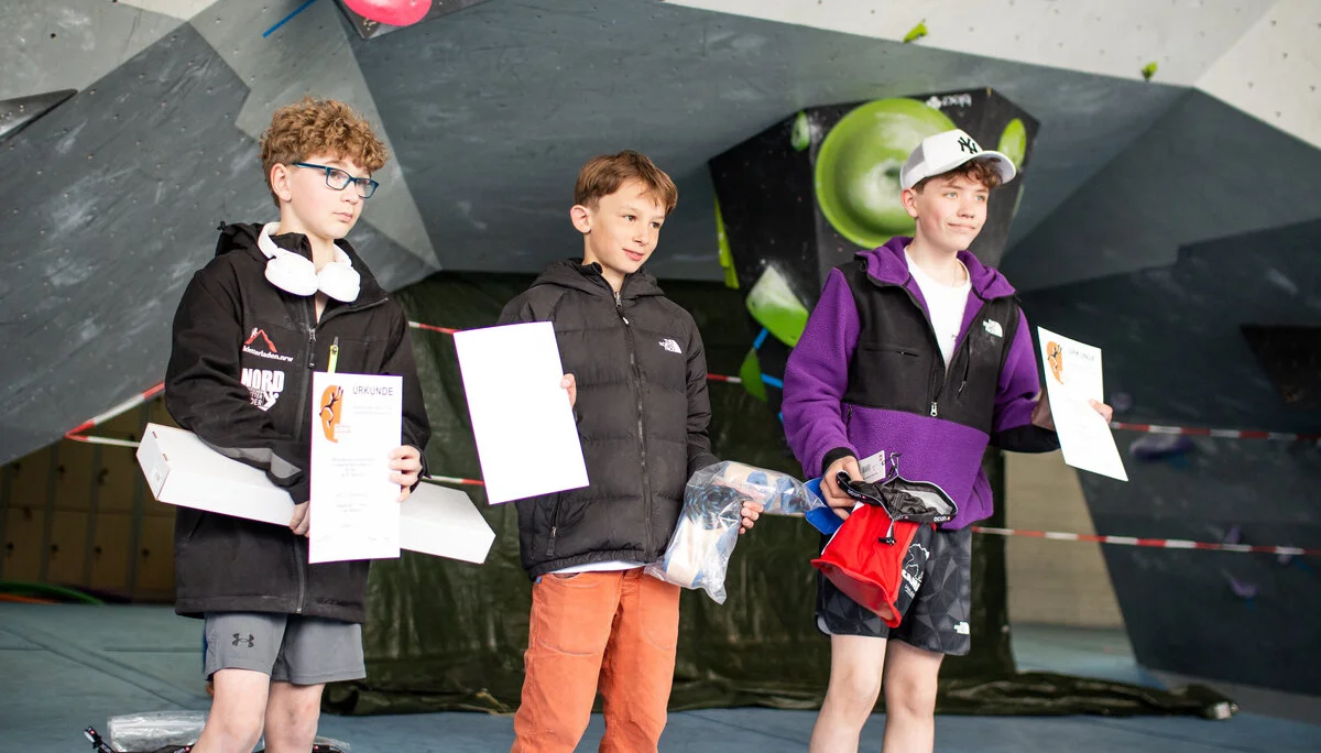 Landesmeisterschaft_Bouldern_Berlin_Sachsen_2022_Finale_Jugend_BC | © Kilian Dorner
