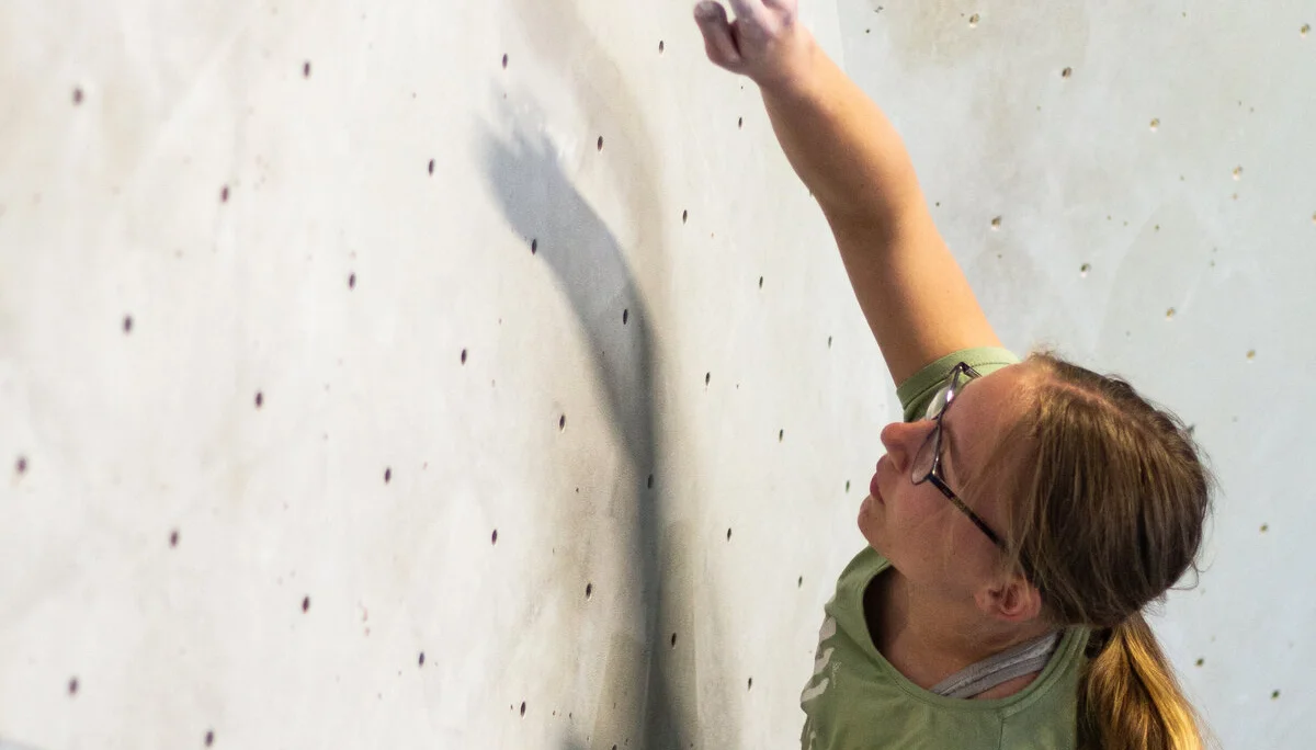 Landesmeisterschaft_Bouldern_Berlin_Sachsen_2022_Finale_Jugend_BC | © Kilian Dorner