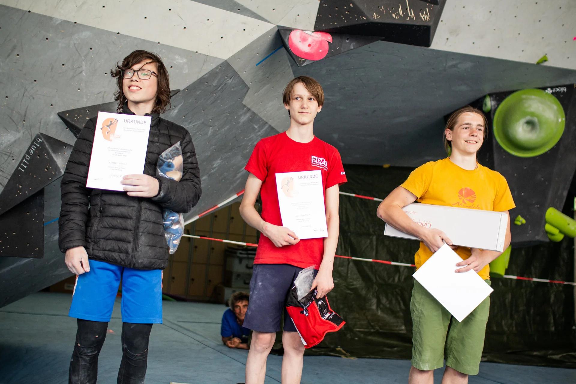 Landesmeisterschaft_Bouldern_Berlin_Sachsen_2022_Finale_Jugend_BC | © Kilian Dorner