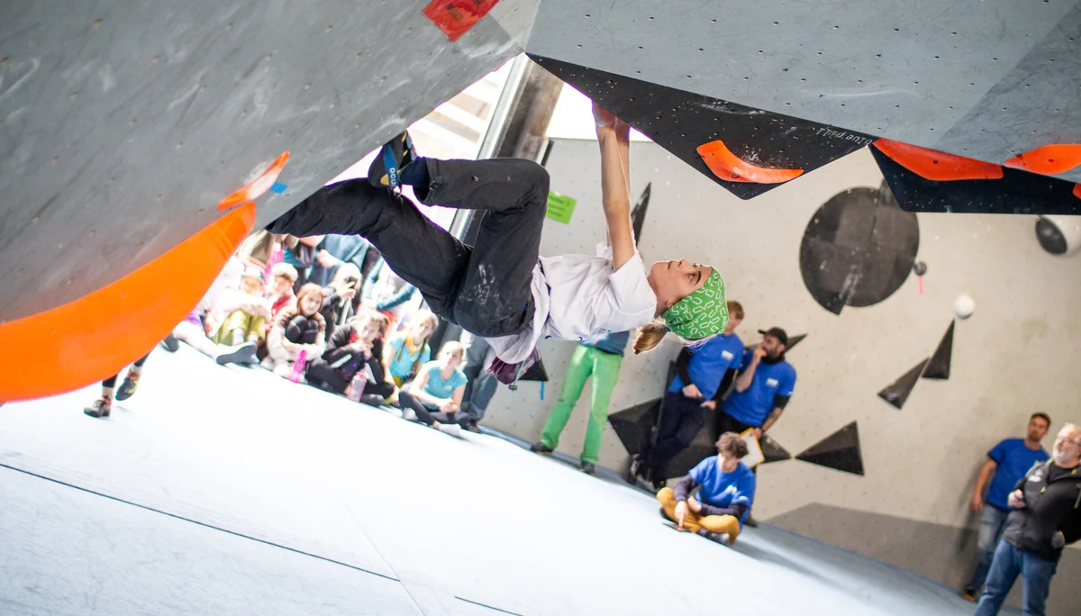 Landesmeisterschaft_Bouldern_Berlin_Sachsen_2022_Finale_Jugend_BC | © Kilian Dorner