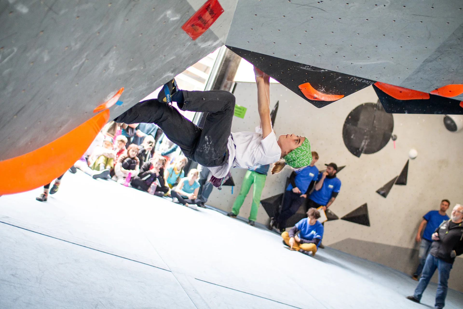 Landesmeisterschaft_Bouldern_Berlin_Sachsen_2022_Finale_Jugend_BC | © Kilian Dorner