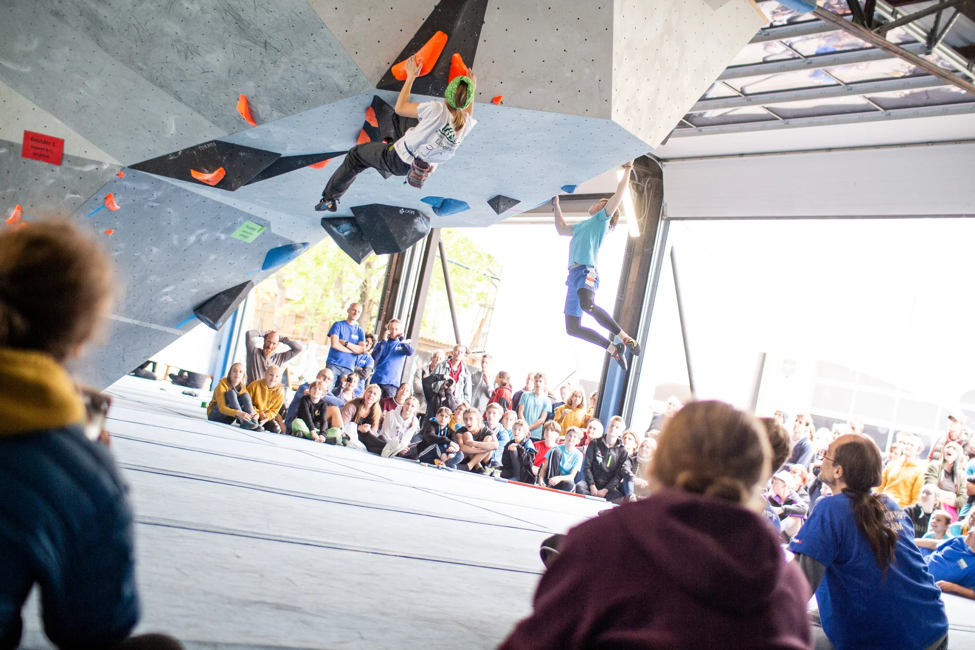 Landesmeisterschaft_Bouldern_Berlin_Sachsen_2022_Finale_Jugend_BC | © Kilian Dorner