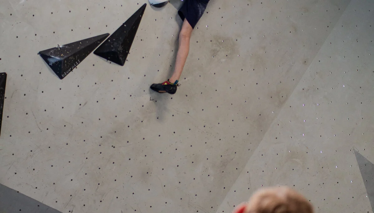 Landesmeisterschaft_Bouldern_Berlin_Sachsen_2022_Finale_Jugend_BC | © Kilian Dorner