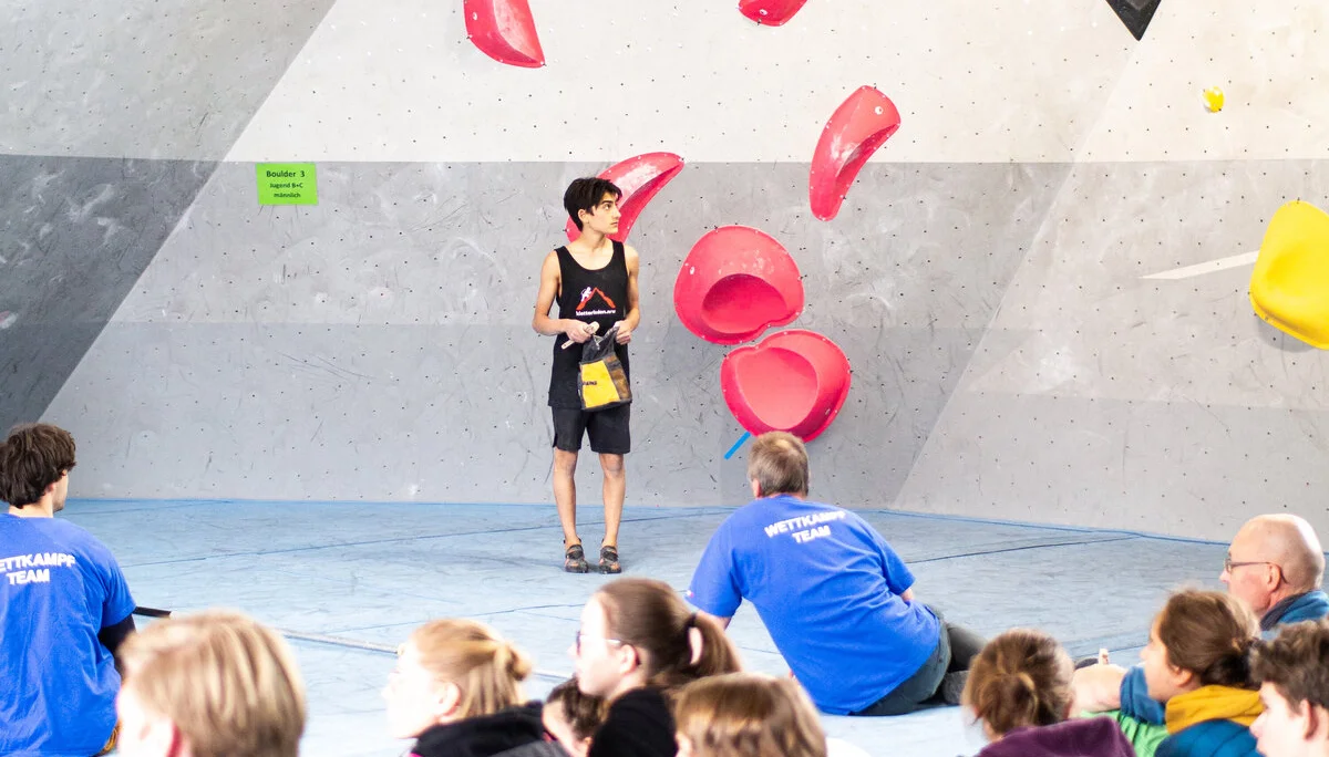 Landesmeisterschaft_Bouldern_Berlin_Sachsen_2022_Finale_Jugend_BC | © Kilian Dorner