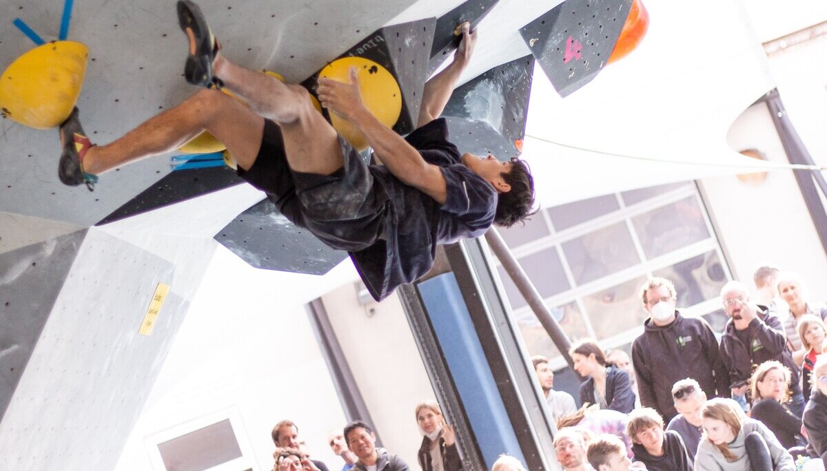 Landesmeisterschaft_Bouldern_Berlin_Sachsen_2022_Finale_Jugend_A_Erwachsene | © Kilian Dorner Landesmeisterschaft_Bouldern_Berlin_Sachsen_2022_Finale_Jugend_A_Erwachsene | © Kilian Dorner