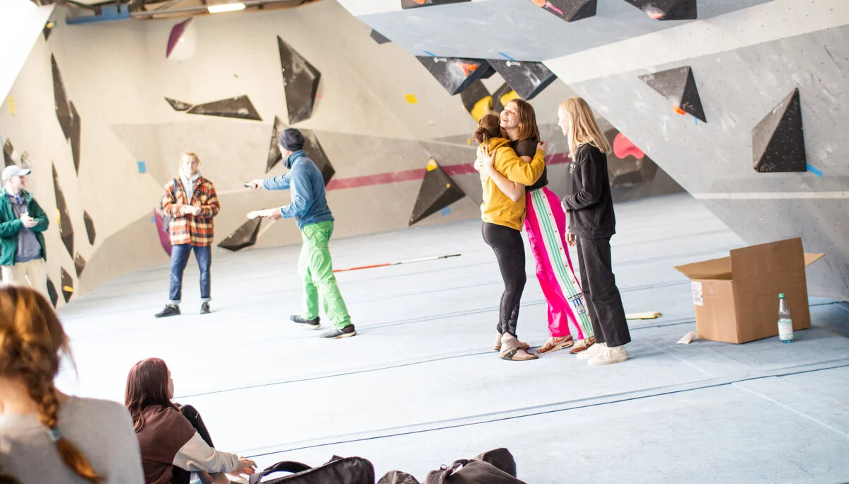 Landesmeisterschaft_Bouldern_Berlin_Sachsen_2022_Finale_Jugend_A_Erwachsene | © Kilian Dorner