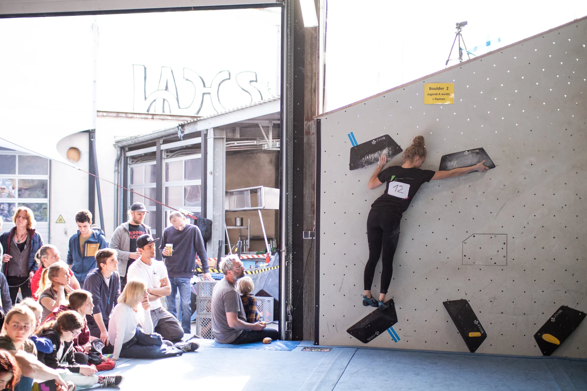 Landesmeisterschaft_Bouldern_Berlin_Sachsen_2022_Finale_Jugend_A_Erwachsene | © Kilian Dorner