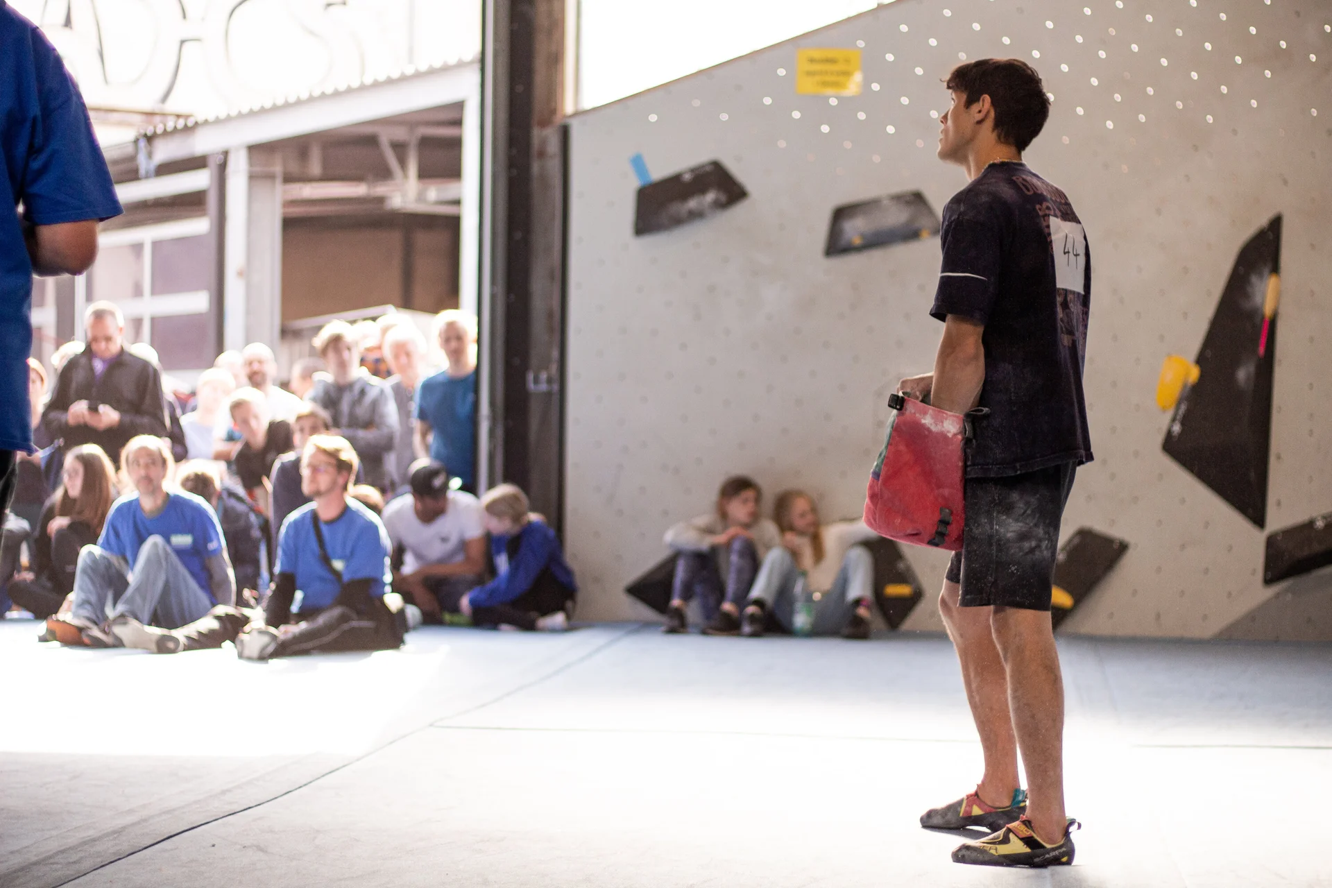 Landesmeisterschaft_Bouldern_Berlin_Sachsen_2022_Finale_Jugend_A_Erwachsene | © Kilian Dorner