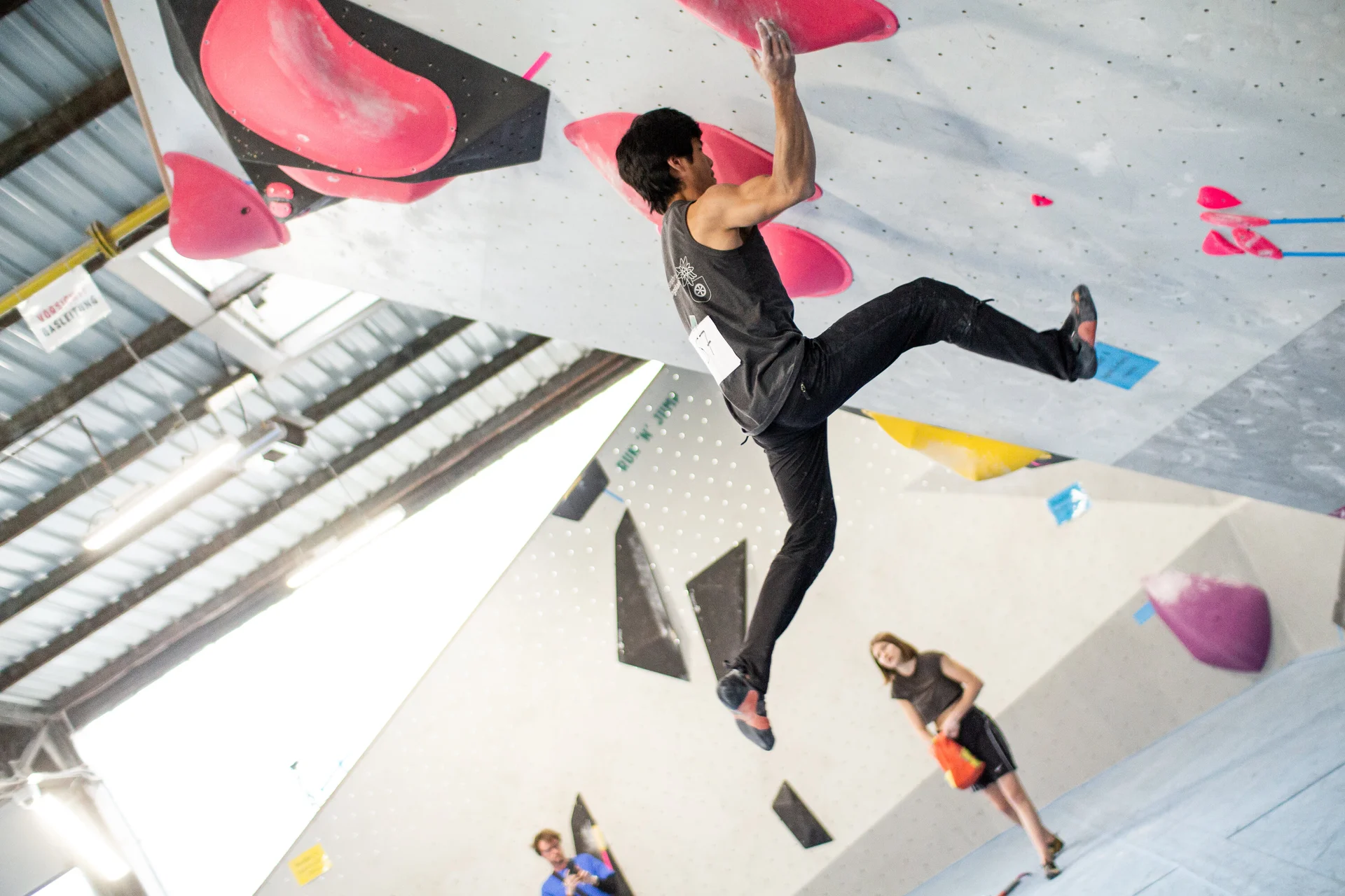 Landesmeisterschaft_Bouldern_Berlin_Sachsen_2022_Finale_Jugend_A_Erwachsene | © Kilian Dorner