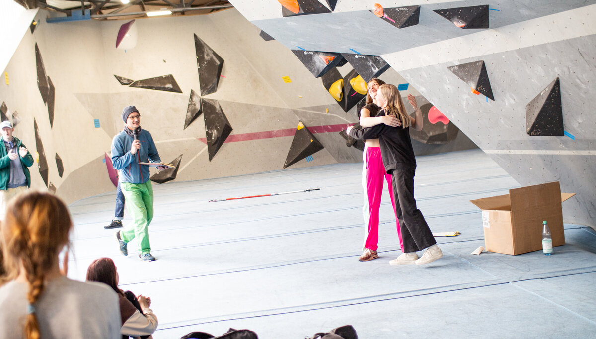 Landesmeisterschaft_Bouldern_Berlin_Sachsen_2022_Finale_Jugend_A_Erwachsene | © Kilian Dorner Landesmeisterschaft_Bouldern_Berlin_Sachsen_2022_Finale_Jugend_A_Erwachsene | © Kilian Dorner