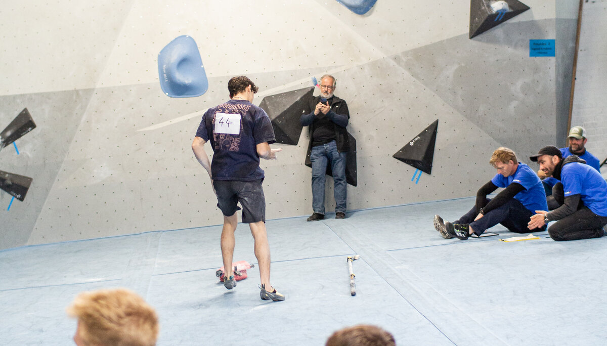 Landesmeisterschaft_Bouldern_Berlin_Sachsen_2022_Finale_Jugend_A_Erwachsene | © Kilian Dorner Landesmeisterschaft_Bouldern_Berlin_Sachsen_2022_Finale_Jugend_A_Erwachsene | © Kilian Dorner