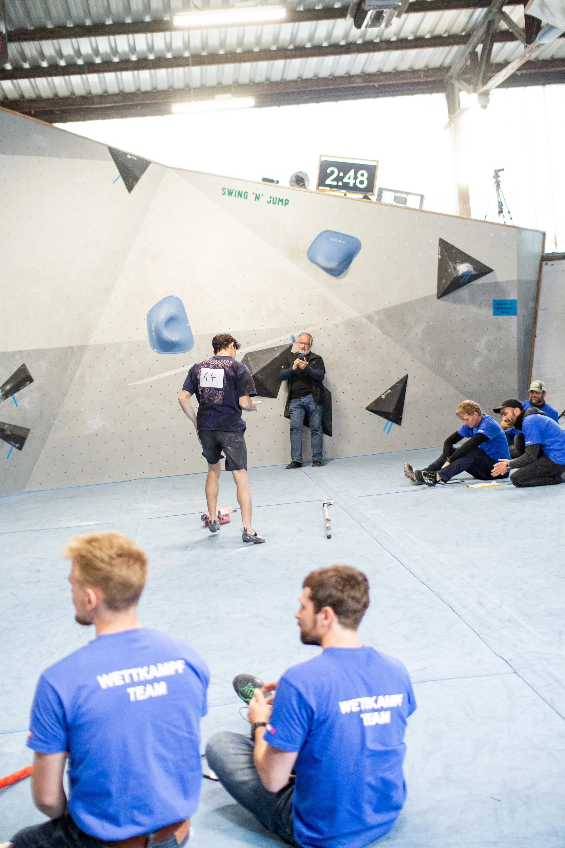 Landesmeisterschaft_Bouldern_Berlin_Sachsen_2022_Finale_Jugend_A_Erwachsene | © Kilian Dorner