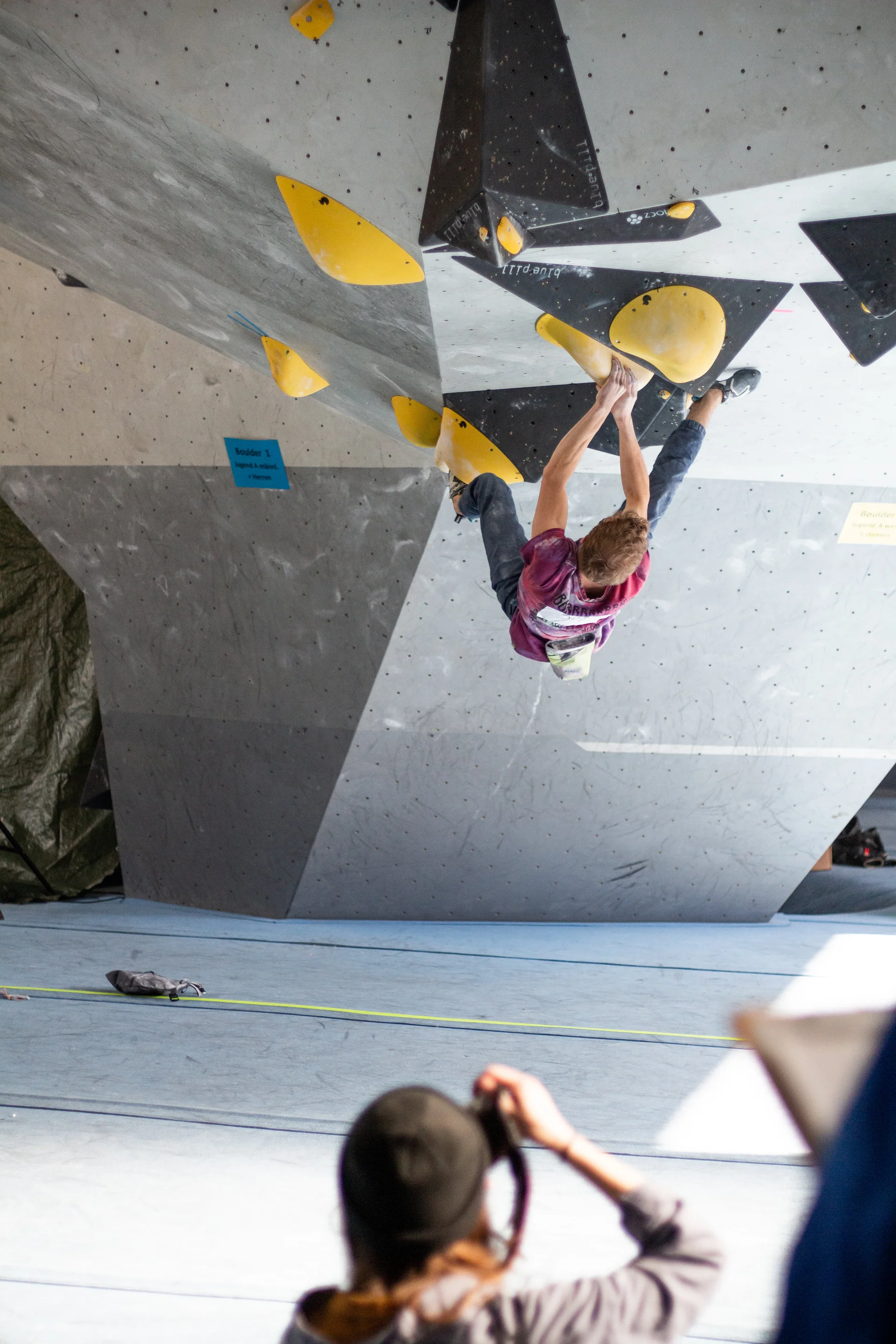 Landesmeisterschaft_Bouldern_Berlin_Sachsen_2022_Finale_Jugend_A_Erwachsene | © Kilian Dorner