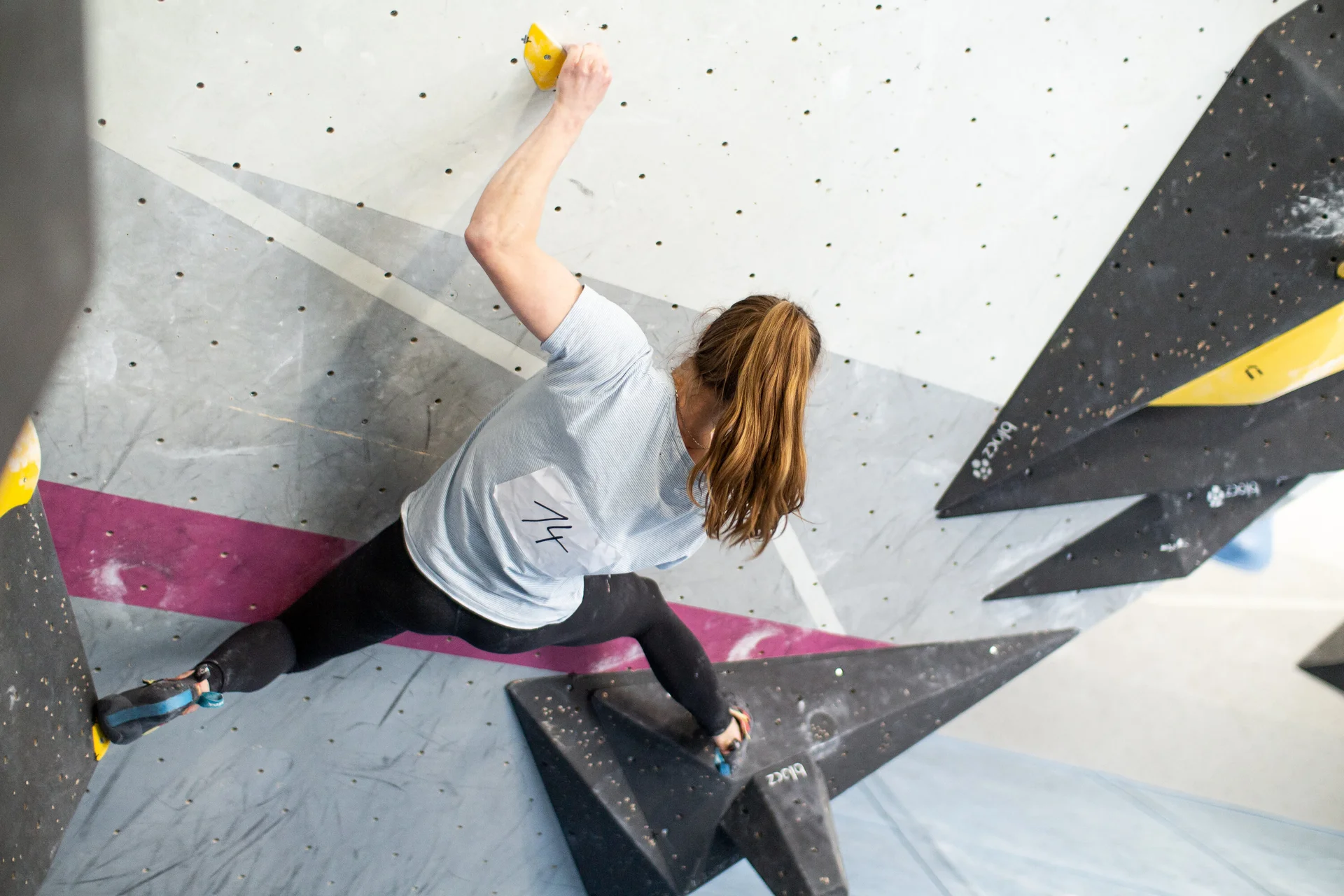 Landesmeisterschaft_Bouldern_Berlin_Sachsen_2022_Finale_Jugend_A_Erwachsene | © Kilian Dorner
