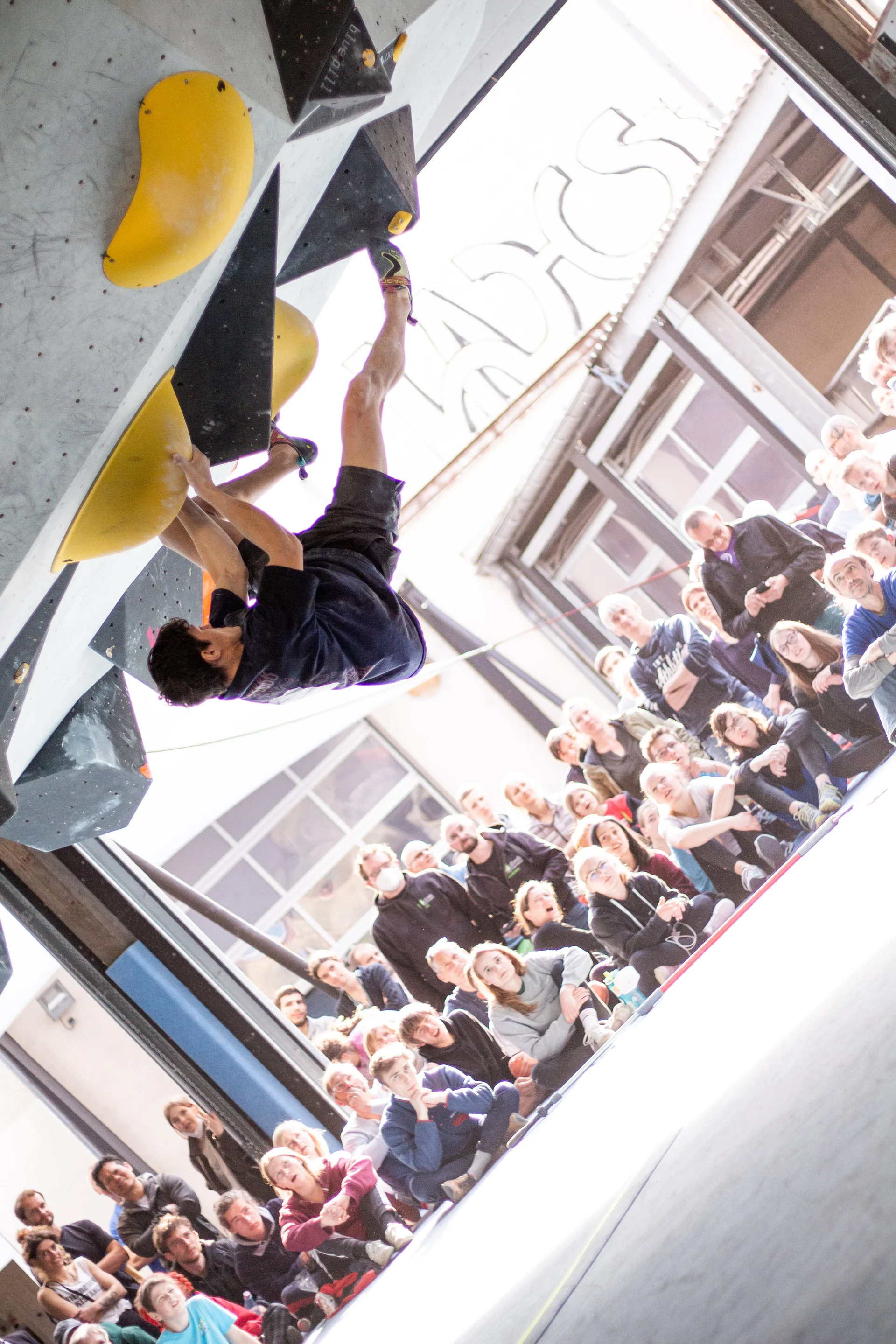 Landesmeisterschaft_Bouldern_Berlin_Sachsen_2022_Finale_Jugend_A_Erwachsene | © Kilian Dorner