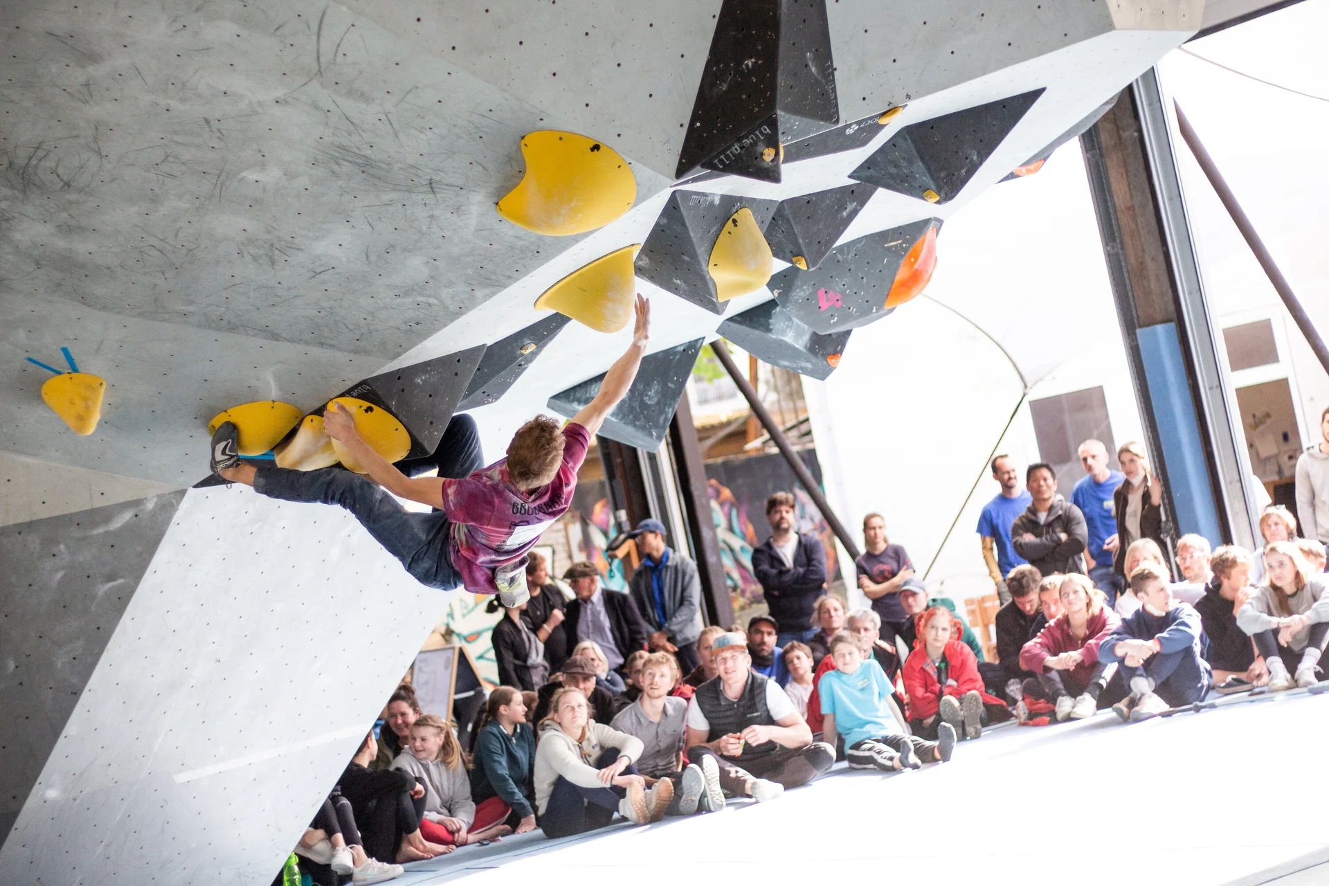 Landesmeisterschaft_Bouldern_Berlin_Sachsen_2022_Finale_Jugend_A_Erwachsene | © Kilian Dorner