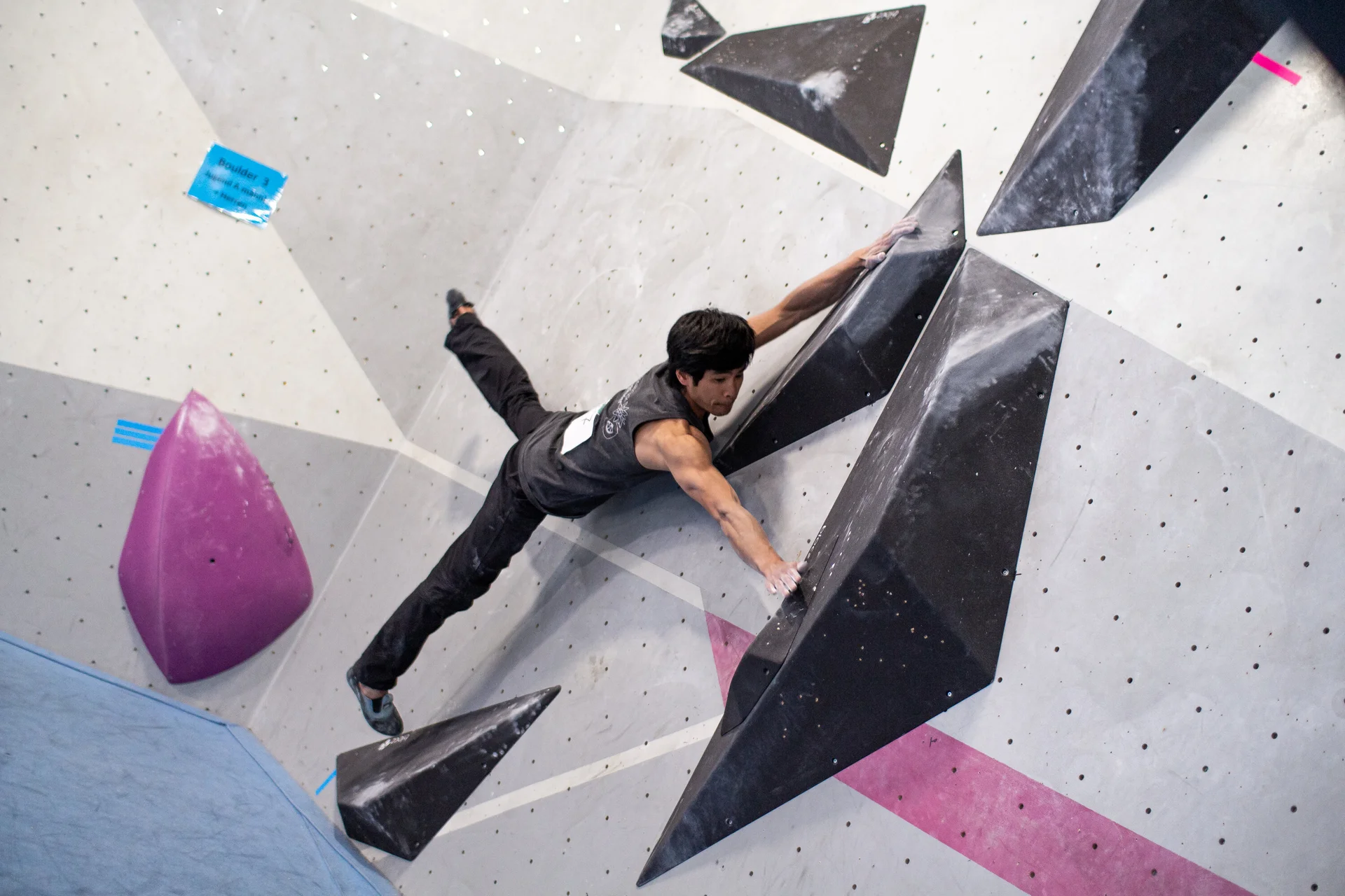 Landesmeisterschaft_Bouldern_Berlin_Sachsen_2022_Finale_Jugend_A_Erwachsene | © Kilian Dorner