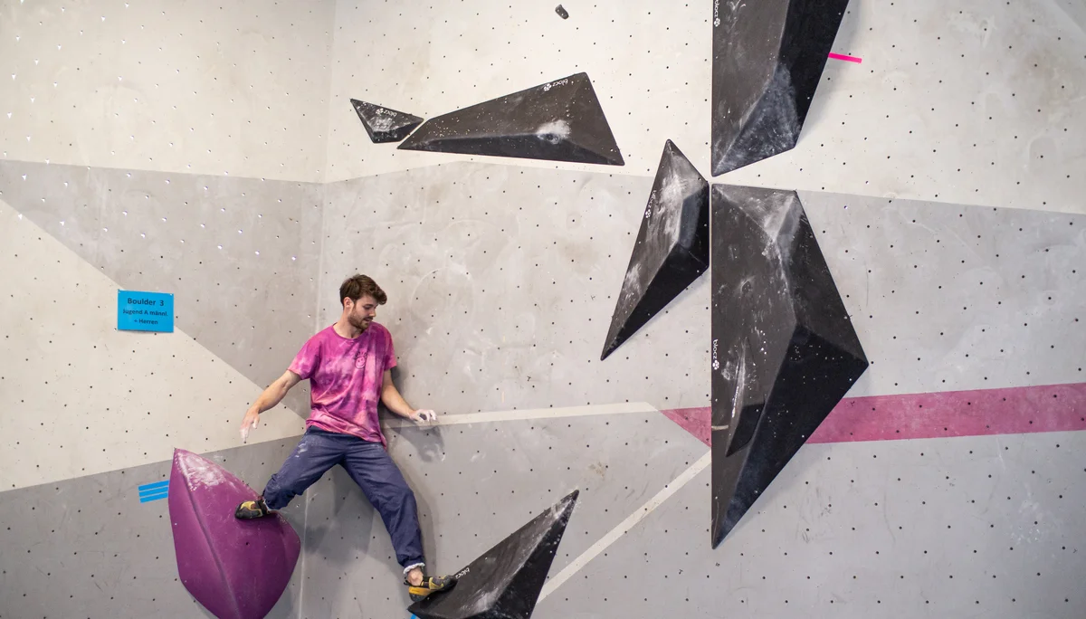 Landesmeisterschaft_Bouldern_Berlin_Sachsen_2022_Finale_Jugend_A_Erwachsene | © Kilian Dorner