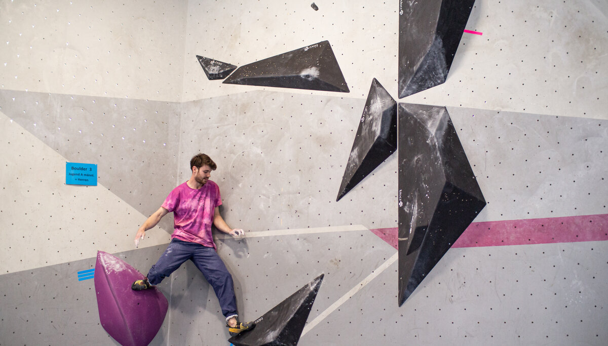 Landesmeisterschaft_Bouldern_Berlin_Sachsen_2022_Finale_Jugend_A_Erwachsene | © Kilian Dorner Landesmeisterschaft_Bouldern_Berlin_Sachsen_2022_Finale_Jugend_A_Erwachsene | © Kilian Dorner