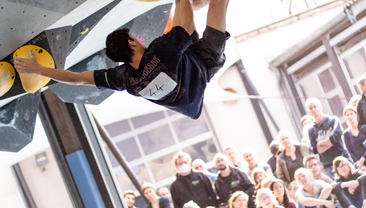 Landesmeisterschaft_Bouldern_Berlin_Sachsen_2022_Finale_Jugend_A_Erwachsene | © Kilian Dorner Landesmeisterschaft_Bouldern_Berlin_Sachsen_2022_Finale_Jugend_A_Erwachsene | © Kilian Dorner