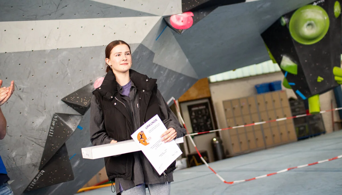 Landesmeisterschaft_Bouldern_Berlin_Sachsen_2022_Finale_Jugend_A_Erwachsene | © Kilian Dorner