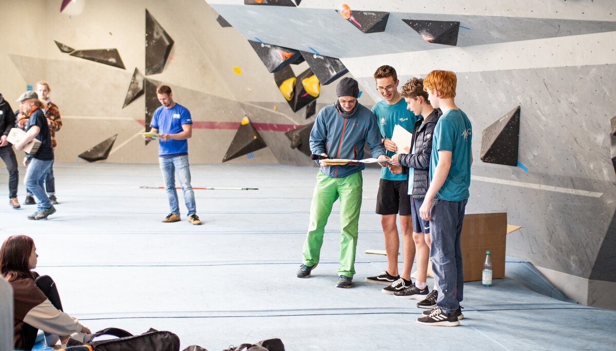 Landesmeisterschaft_Bouldern_Berlin_Sachsen_2022_Finale_Jugend_A_Erwachsene | © Kilian Dorner Landesmeisterschaft_Bouldern_Berlin_Sachsen_2022_Finale_Jugend_A_Erwachsene | © Kilian Dorner