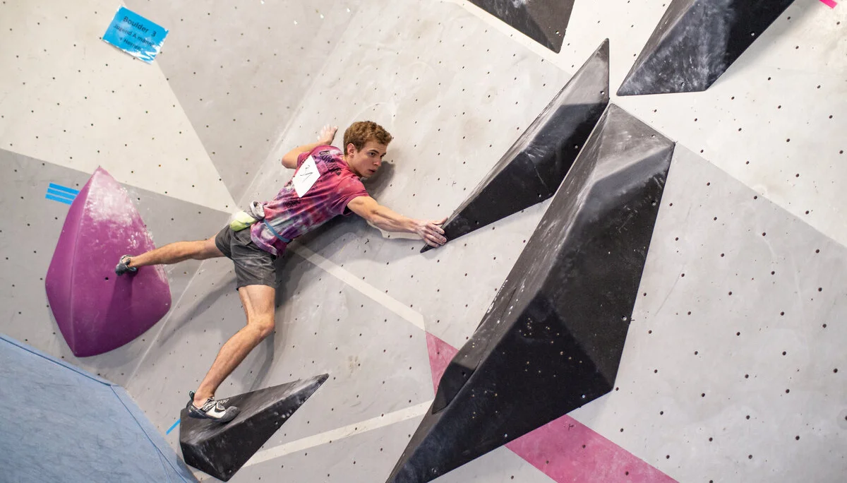 Landesmeisterschaft_Bouldern_Berlin_Sachsen_2022_Finale_Jugend_A_Erwachsene | © Kilian Dorner