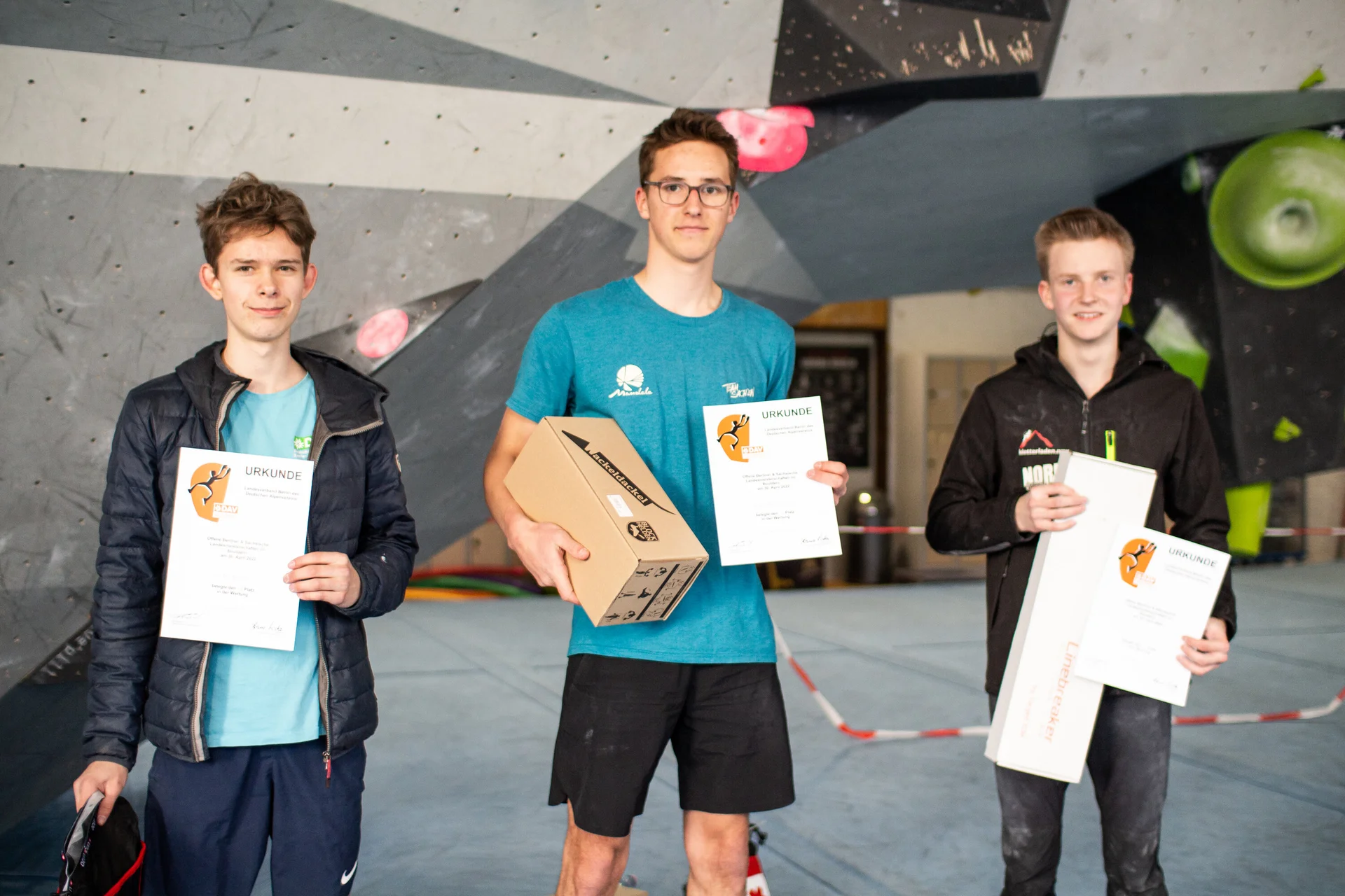 Landesmeisterschaft_Bouldern_Berlin_Sachsen_2022_Finale_Jugend_A_Erwachsene | © Kilian Dorner