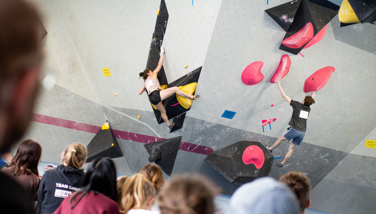 Landesmeisterschaft_Bouldern_Berlin_Sachsen_2022_Finale_Jugend_A_Erwachsene | © Kilian Dorner Landesmeisterschaft_Bouldern_Berlin_Sachsen_2022_Finale_Jugend_A_Erwachsene | © Kilian Dorner