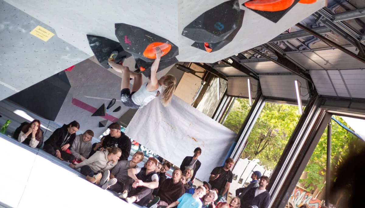 Landesmeisterschaft_Bouldern_Berlin_Sachsen_2022_Finale_Jugend_A_Erwachsene | © Kilian Dorner