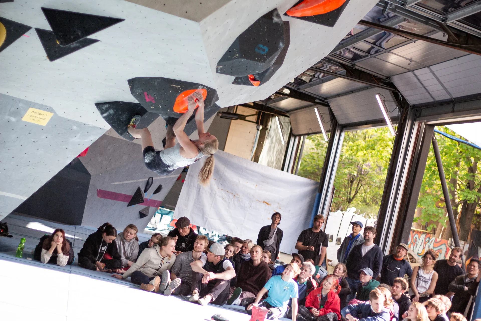 Landesmeisterschaft_Bouldern_Berlin_Sachsen_2022_Finale_Jugend_A_Erwachsene | © Kilian Dorner