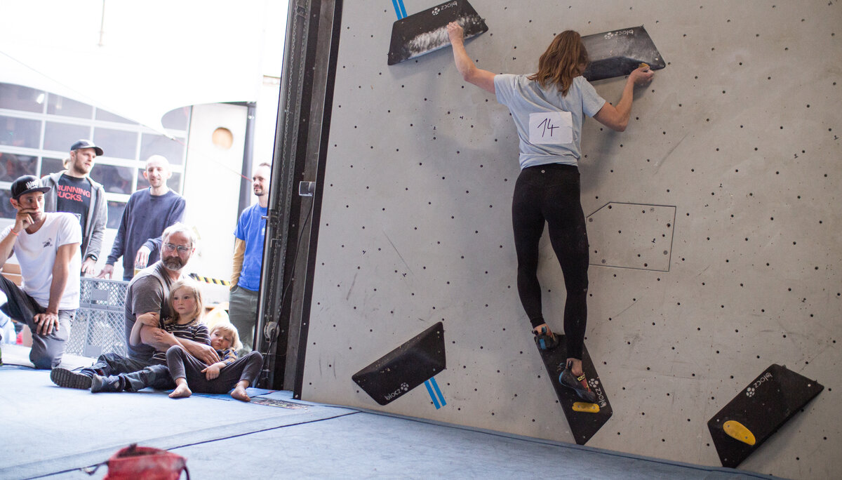 Landesmeisterschaft_Bouldern_Berlin_Sachsen_2022_Finale_Jugend_A_Erwachsene | © Kilian Dorner Landesmeisterschaft_Bouldern_Berlin_Sachsen_2022_Finale_Jugend_A_Erwachsene | © Kilian Dorner